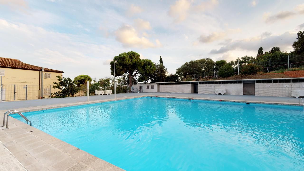 Reobre la piscina d’estiu del Futbol Club Martinenc