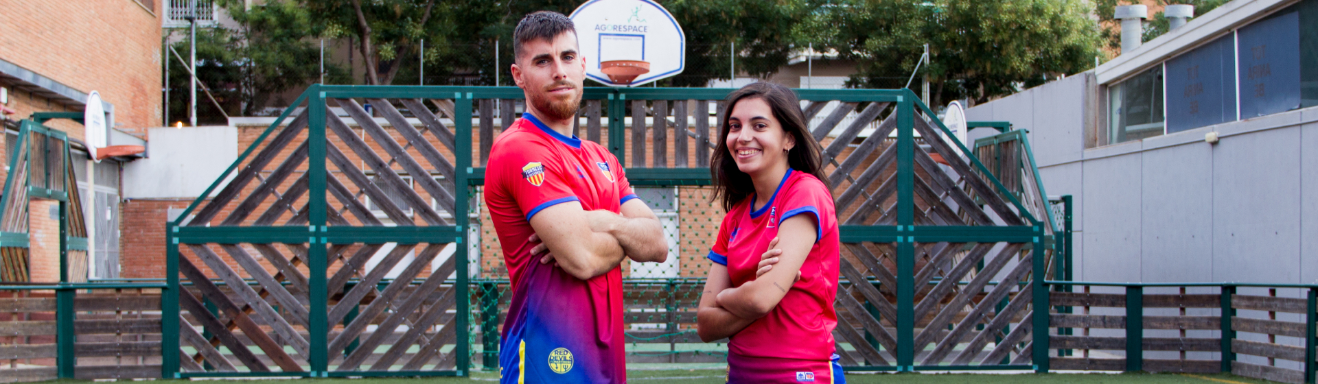 Estrena de les noves equipacions principals del Futbol Club Martinenc